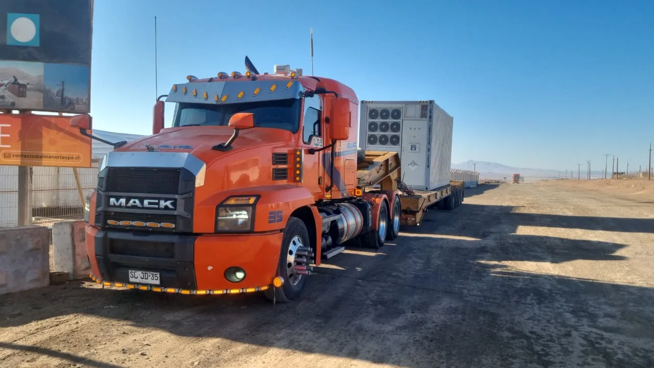 Transporte de módulos BESS de almacenamiento energético